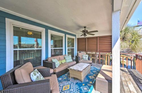 Jamaica Beach House | Kayaks & Dock: Waterfront Gem in Jamaica Beach!