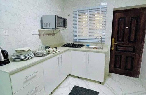 Surulere Apartment | Kaycee Shortlets