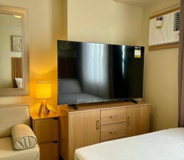 Cagayan de Oro Apartment | KBrothers - Chic Studio in the Heart of it All!