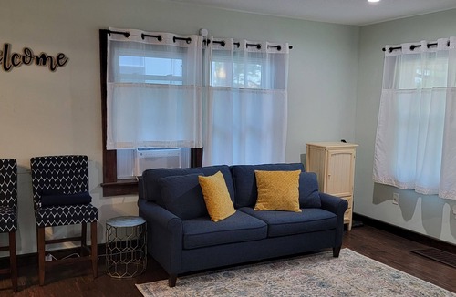 South Kansas City Apartment | KC Tiny Studio