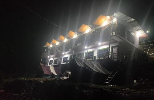 Sitapur Hotel | kedar hill resort