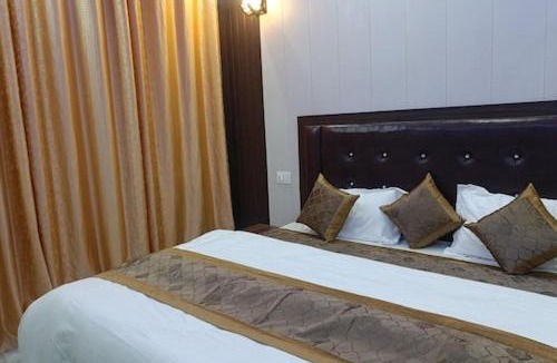 Sitapur Hotel | Kedarnath Cottage Sersi