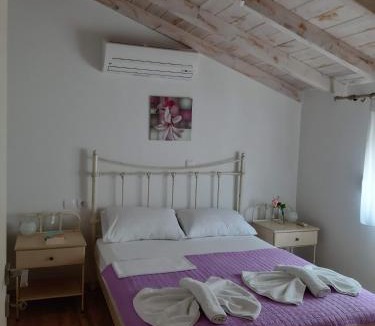 Elafonisos Apartment | kedros