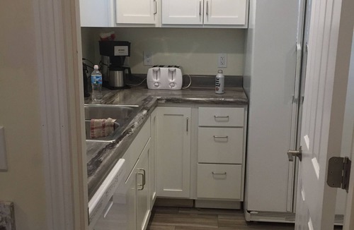 Delton House | "Keep It Reel" Lakefront Cottage on Upper Crooked Lake Delton, MI $1400/week