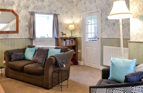 Bankend House | Keepers Cottage