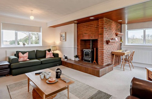 Ipswich House | Keepers Farm - Five Bedroom House, Sleeps 8