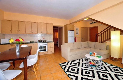 Razata Villa | kEFALOS VILLA