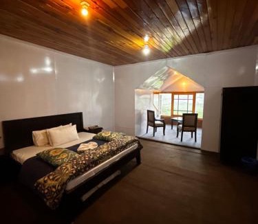 Shogran Hotel | Kehkashan