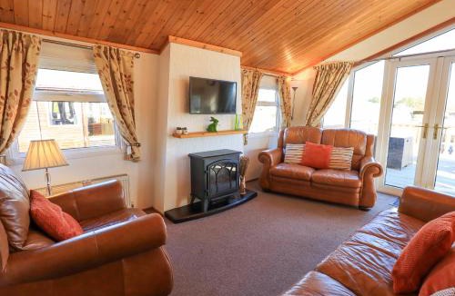 Tewitfield House | Kellet Lodge Lakeside 26
