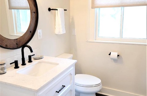 Old East Hill Apartment | Kelley House