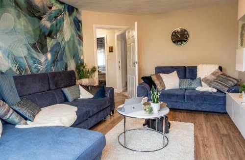 Fence House | Kelswick Lodge
