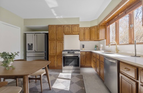 East Cambridge House | Kendall Sq Gem Perfect for MIT, MGH & Business Travelers Private 2BR Home