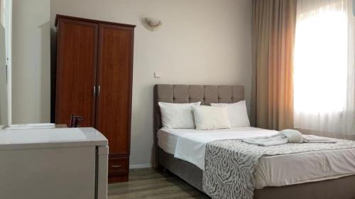 Ulus Hotel | Kenedi Otel
