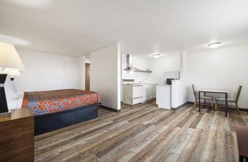 Kennewick Hotel | Kennewick Inn & Suites Tri Cities