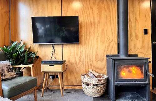 Lake Tekapo House | Kentmere Cottage - with outdoor bathtub, Lake Tekapo