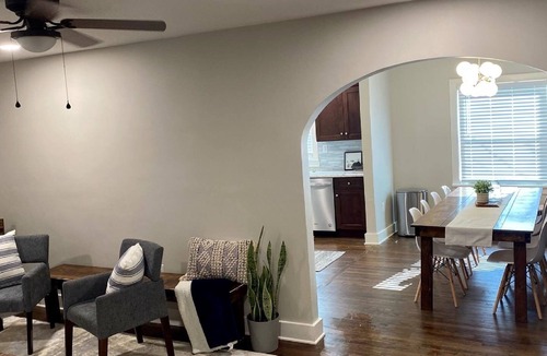 Franklin House | Kentucky Comfort Central Retreat, 2 Bedroom Home