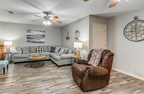 Murray House | Kentucky Lake Retreat Near Marina & Launch!