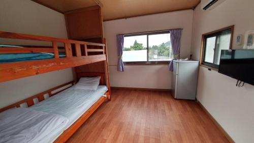Tokashiki House | Kerama Backpackers