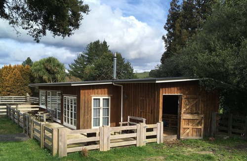 Kakahi House | Kereru Lodge Kakahi: Private and Peaceful Getaway