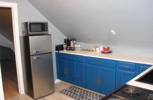 Ansonia Apartment | Keri APRN LLC