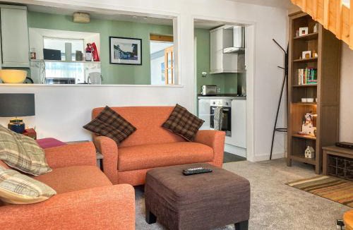 Castle Douglas House | Kerrim Cottage