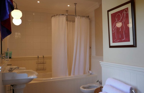 Axminster Hotel | Kerrington House