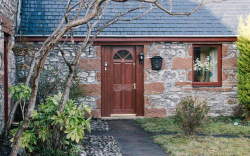 Lewiston Apartment | Kerrowdown Cottage-Self Catering for 4 in the Highlands
