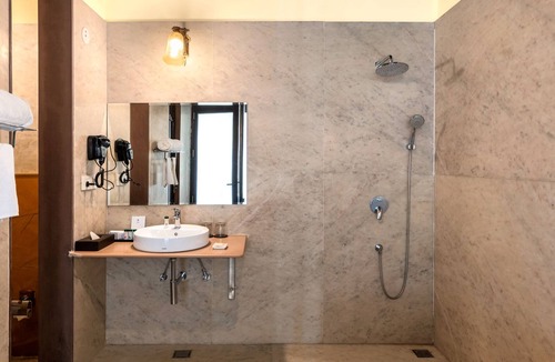Chittorgarh Resort | Kesarbagh Palace