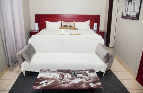 Maun Hotel | KESSAS CHALETS