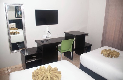 Maun Hotel | KESSAS CHALETS