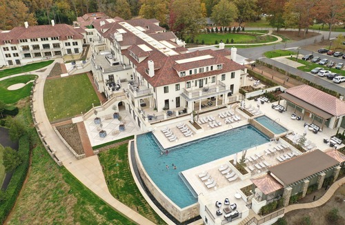 Royal Acres Hotel | Keswick Hall