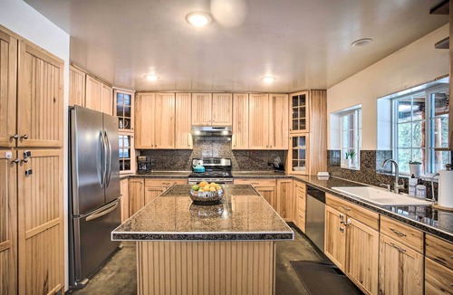 Kettle Falls House | Kettle Falls Home w/River Valley Mtn Views!