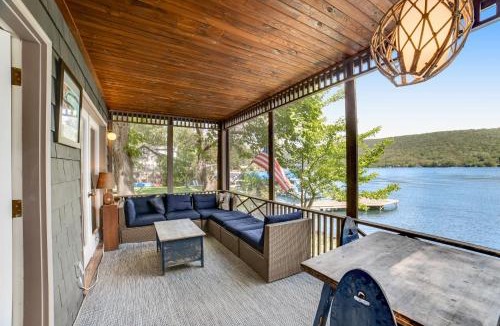 Hammondsport House | KeukaMonga