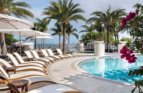 Rock Harbor Villa | Key Largo 4BR Villa | Pool, Clubhouse & Gym