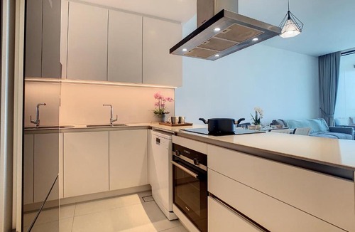 Jumeirah Beach Residence Apartment | Key View - Address JBR