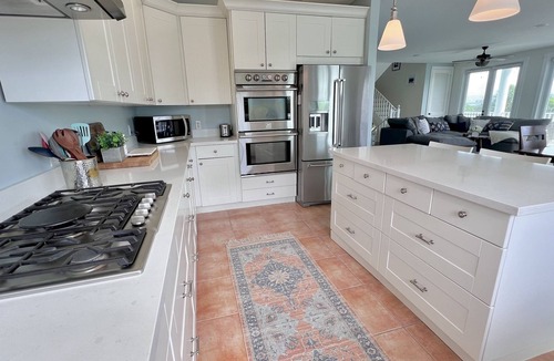 Jensen Beach House | Key West Style Beach House w/Boat Parking 2 mins from launch 5 mins from beach!