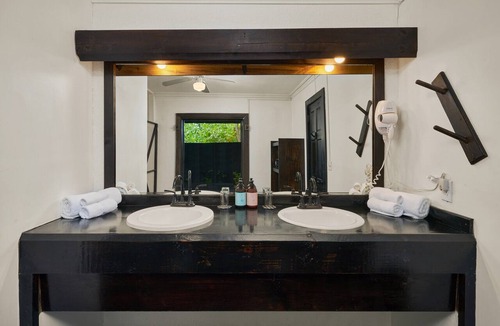 Johnson's Point Resort | Keyonna Beach - All Inclusive - Couples Only
