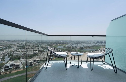 Dubai Apartment | KeyRock Golf Gate - Stylish Retreat with Pool and Gym