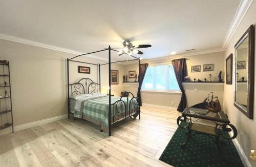 Hamilton Township House | Khan’s Resort