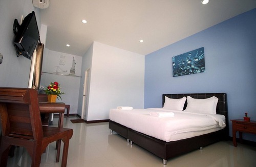 Pak Phli Hotel | Khaohom Resort