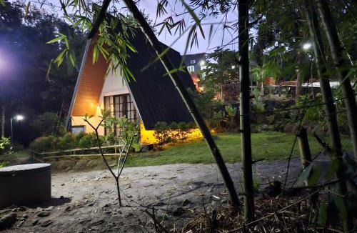 Banjarasri Villa | Khethech House