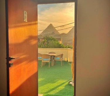 Oula House | khofo pyramids view