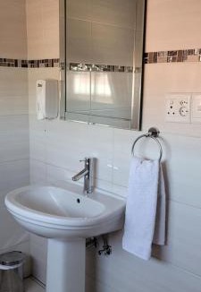Windhoek Bed & Breakfast | Khomasdal B&B