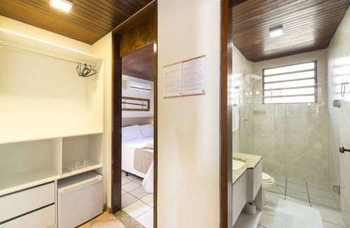 Bombas Hotel | Kia Ora Bombinhas