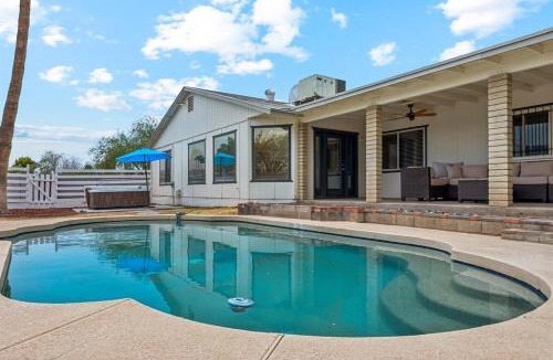 Tempe House | Kid's Favorite - Splash Pad - Pool - Playground