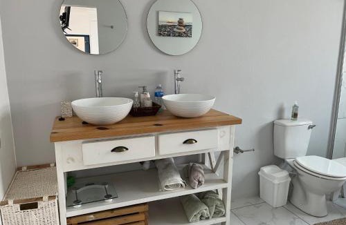Kidd's Beach House | Kidds Beach Cottage