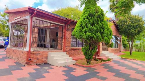 Moses Kotane Apartment | kiddy