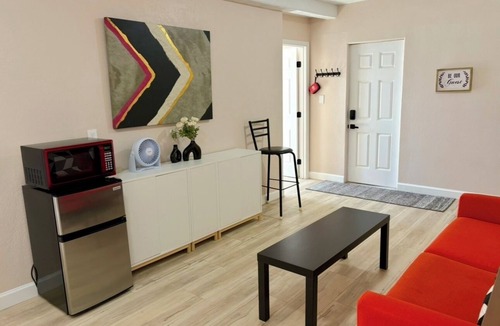 North Albuquerque Acres House | Kids Friendly 3b Suite Amazing Large Pool Mountain View Near Balloon Fiesta Park