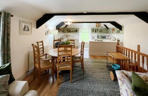 Hexham House | Kielder Cottage Spa - E3533