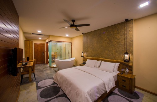Dharavandhoo Hotel | Kiha Beach